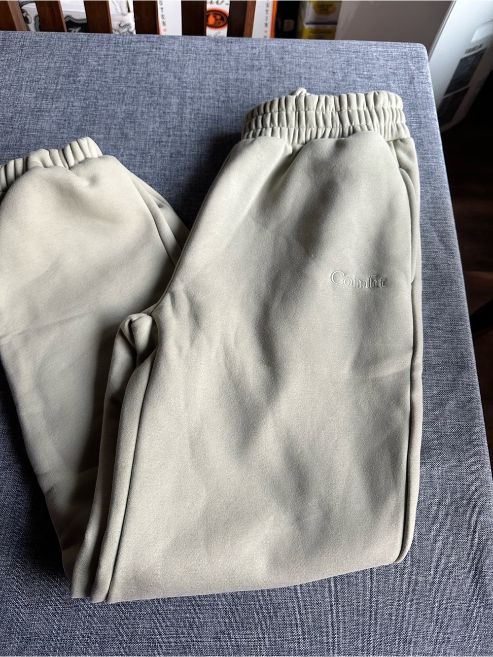 Comfort-Fit Women’s Signsture Sweatpants Jogger Style — NWOT